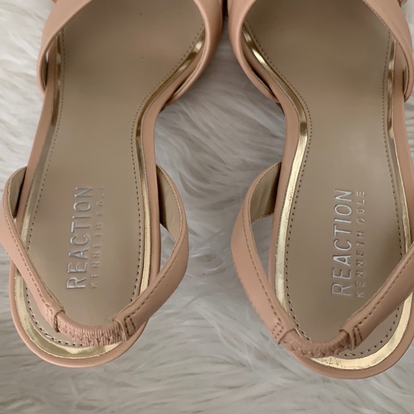 Kenneth Cole Reaction Tan Heels - Picture 6 of 10